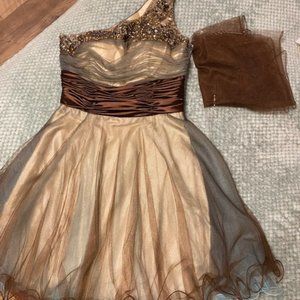 Jovani Beyond Homecoming dress